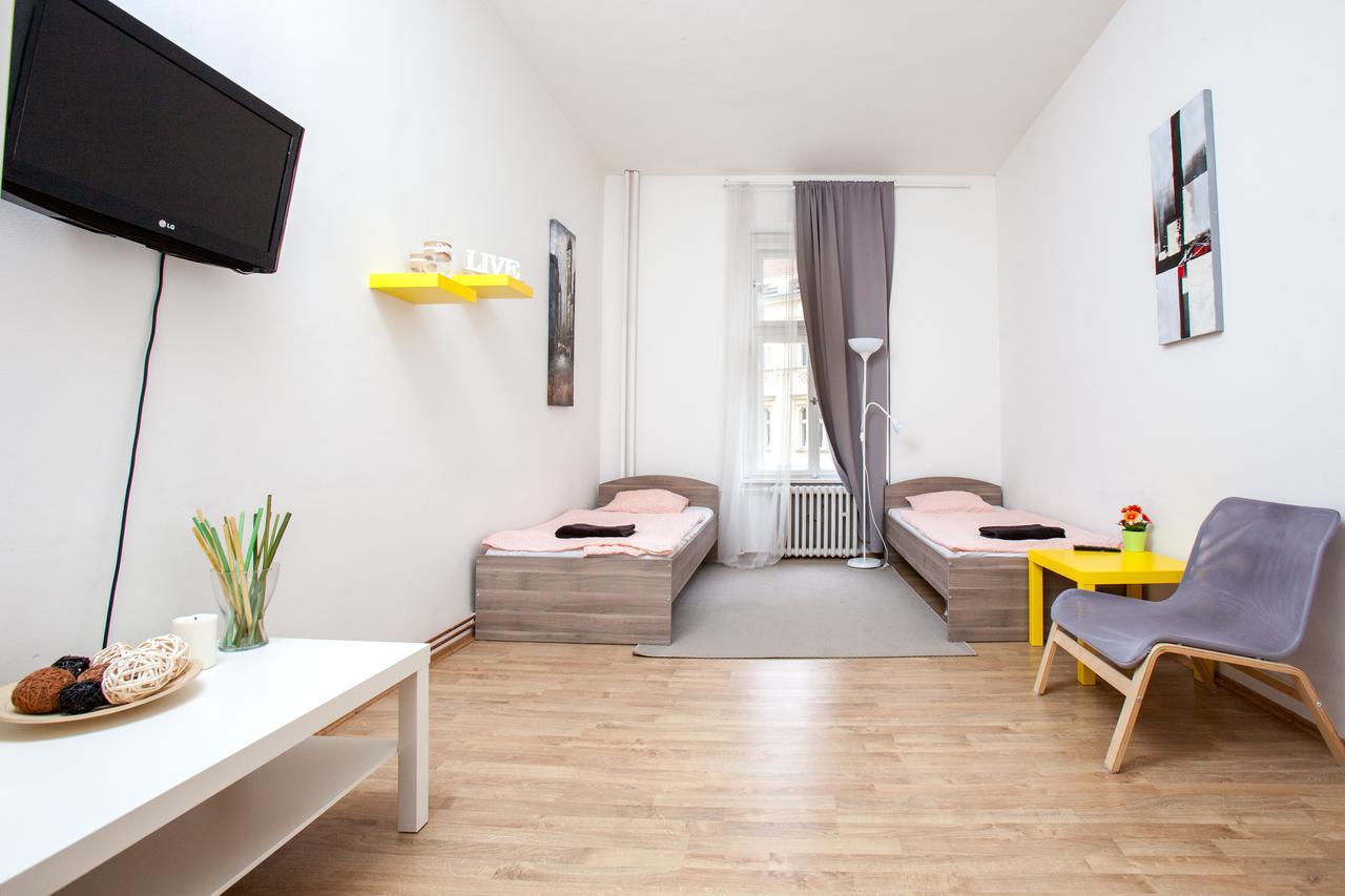 Hradcanska Apartment *